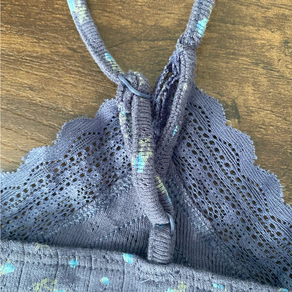 American Eagle Blue Floral Lace Trim Cami Top Size XS - Picture 2 of 12